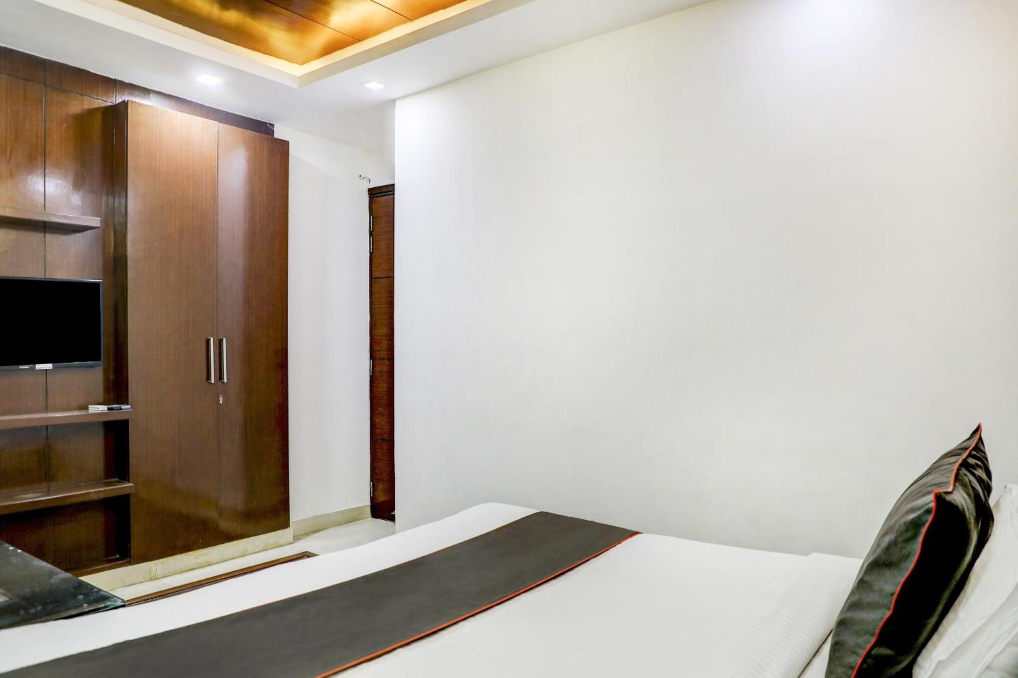 Collection O R S Villa Near Lotus Temple New Delhi Exterior photo