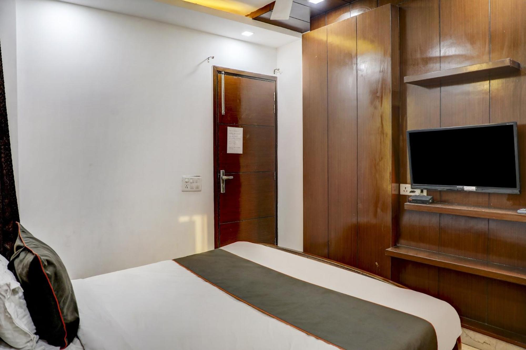 Collection O R S Villa Near Lotus Temple New Delhi Exterior photo
